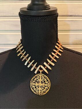 Neiman Marcus Gold Filigree Pendant Necklace with Amber Accents